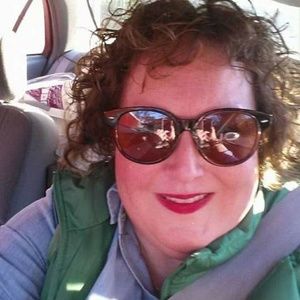 Meet your Posher, Joy